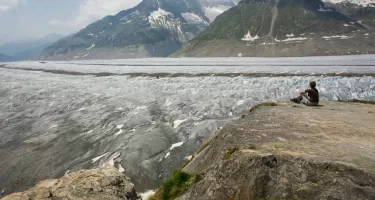 hiking in the aletsch arena